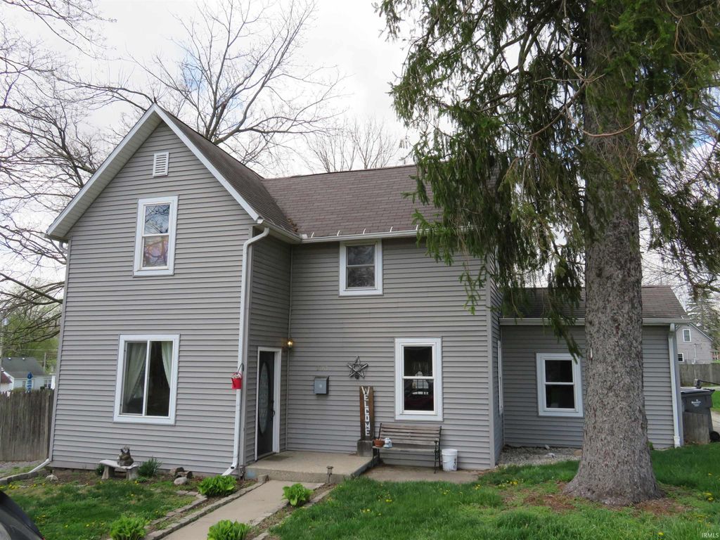 Photo of 200 W Washington Street, Syracuse, IN 46567 (MLS # 202613763)