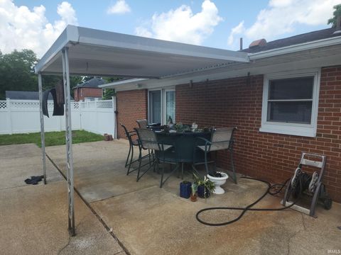 Tiny photo for 803 Stanley Street, Logansport, IN 46947 (MLS # 202524550)