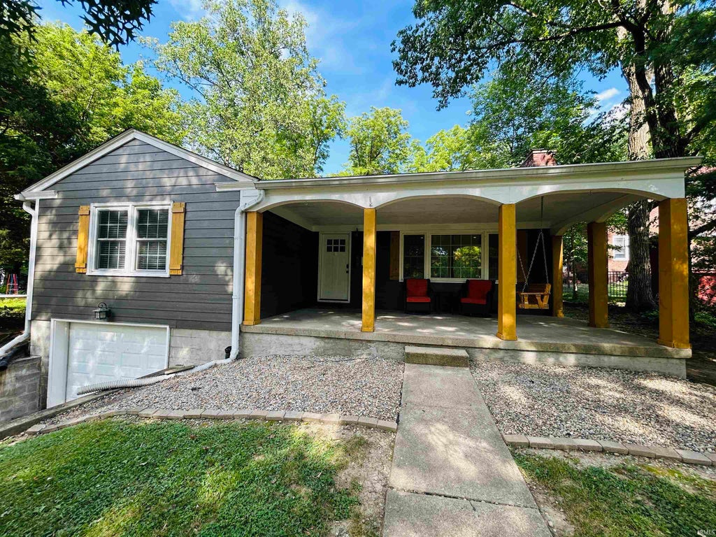 Photo of 307 Greenwood Avenue, Greencastle, IN 46135 (MLS # 202636239)
