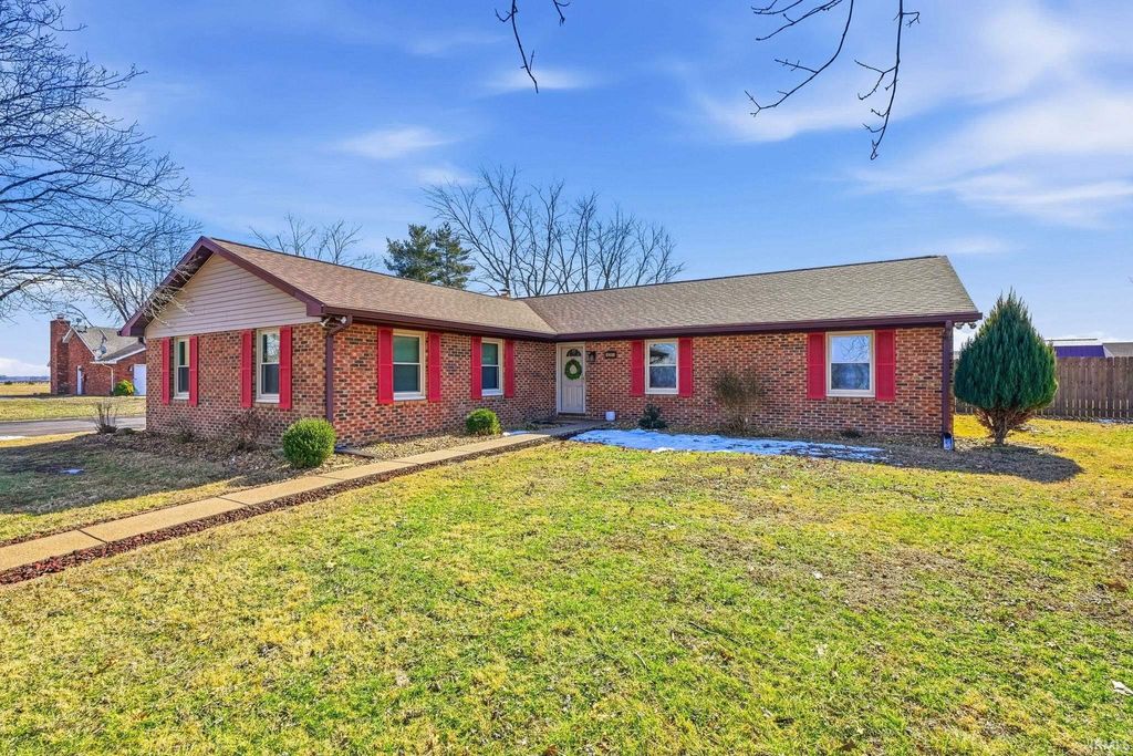 Photo of 6251 Chesapeake Drive, Mount Vernon, IN 47620 (MLS # 202604663)