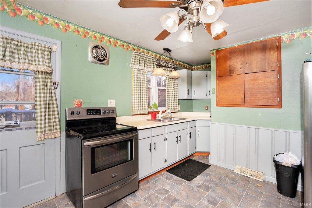 Photo of 19343 Burke Street, South Bend, IN 46637 (MLS # 202548659)