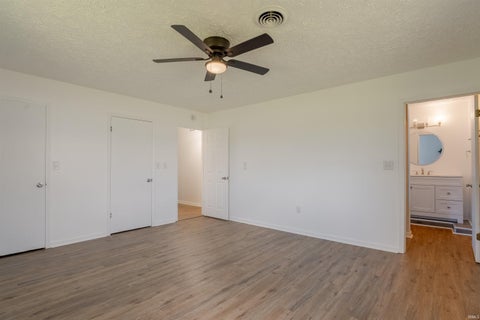 Tiny photo for 2444 Metzger Road, Boonville, IN 47601 (MLS # 202626049)