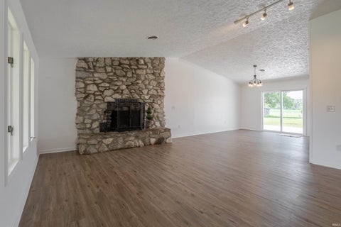 Tiny photo for 2444 Metzger Road, Boonville, IN 47601 (MLS # 202626049)