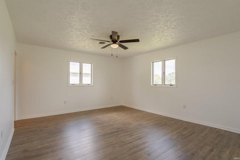 Tiny photo for 2444 Metzger Road, Boonville, IN 47601 (MLS # 202626049)