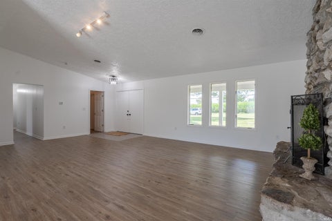Tiny photo for 2444 Metzger Road, Boonville, IN 47601 (MLS # 202626049)