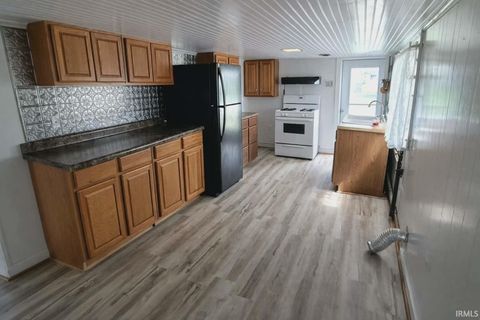 Tiny photo for 1312 S Jay Street, Kokomo, IN 46902 (MLS # 202612975)