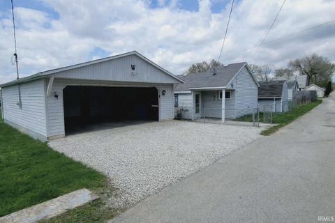 Tiny photo for 1312 S Jay Street, Kokomo, IN 46902 (MLS # 202612975)