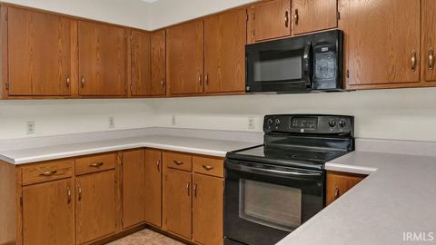 Tiny photo for 122 S East Street, Spencer, IN 47460 (MLS # 202618685)