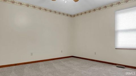 Tiny photo for 122 S East Street, Spencer, IN 47460 (MLS # 202618685)