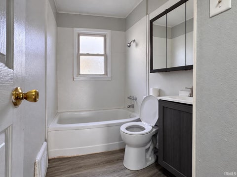 Tiny photo for 905 Mckinnie Avenue, Fort Wayne, IN 46806 (MLS # 202644945)