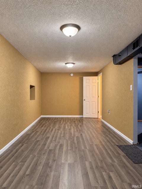 Tiny photo for 905 Mckinnie Avenue, Fort Wayne, IN 46806 (MLS # 202644945)