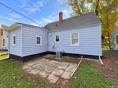 Tiny photo for 905 Mckinnie Avenue, Fort Wayne, IN 46806 (MLS # 202644945)