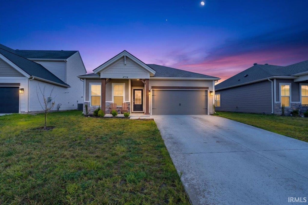 Photo of 4724 Alaina Drive, Newburgh, IN 47630 (MLS # 202633311)