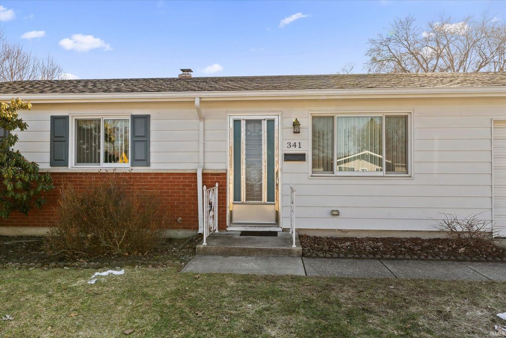 Photo of 341 Imus Drive, Mishawaka, IN 46545 (MLS # 202606986)