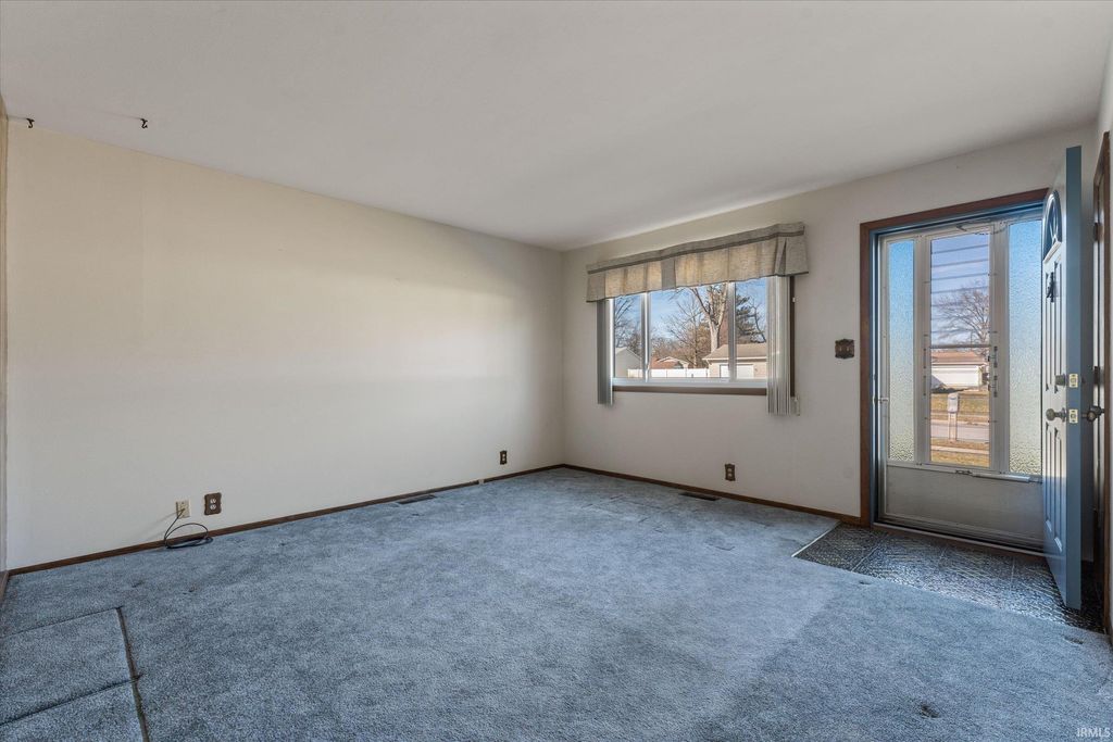 Photo of 341 Imus Drive, Mishawaka, IN 46545 (MLS # 202606986)