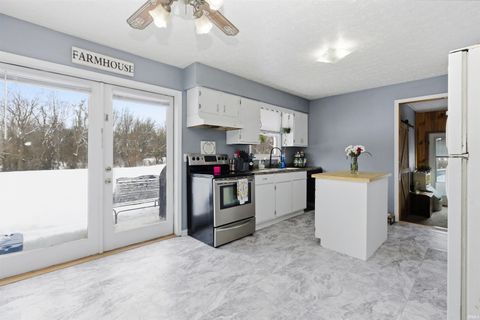 Tiny photo for 402 Boone Lane, Mitchell, IN 47446 (MLS # 202603898)