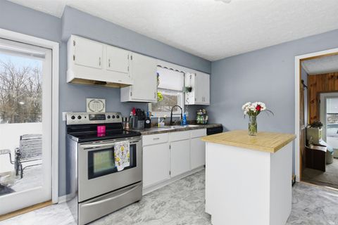 Tiny photo for 402 Boone Lane, Mitchell, IN 47446 (MLS # 202603898)