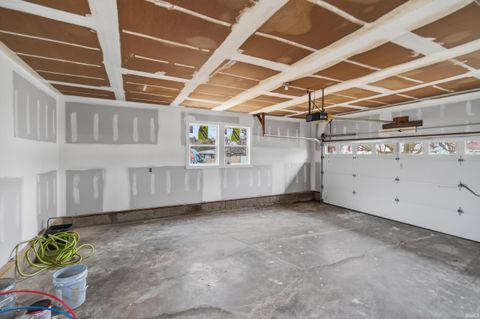 Tiny photo for 815 Parkway Drive, Logansport, IN 46947 (MLS # 202601368)