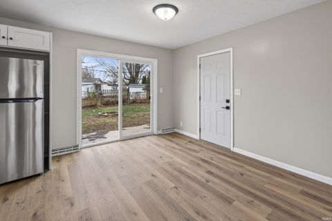 Tiny photo for 815 Parkway Drive, Logansport, IN 46947 (MLS # 202601368)