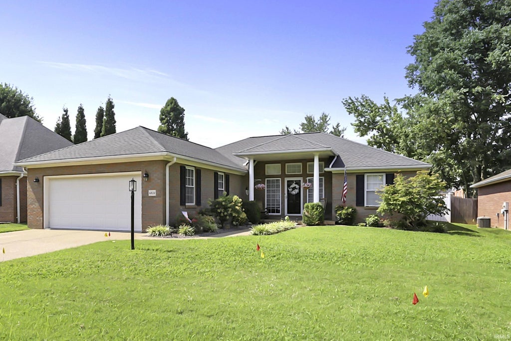 Photo of 6822 Rosewood Lane, Newburgh, IN 47630 (MLS # 202632271)