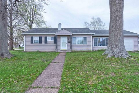 Photo of 525 W Mill Road, Evansville, IN 47710 (MLS # 202611484)