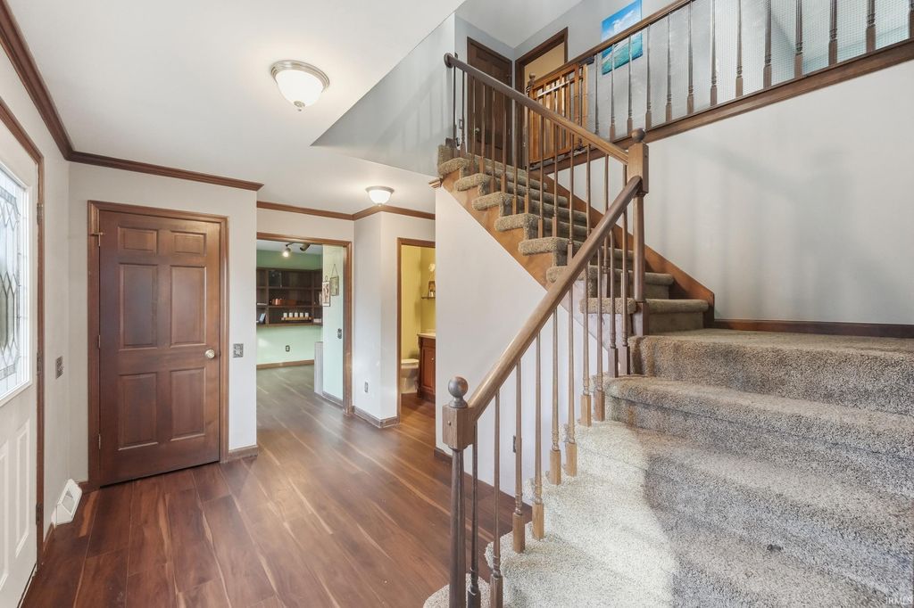 Photo of 3910 Nantucket Drive, Fort Wayne, IN 46815 (MLS # 202543882)