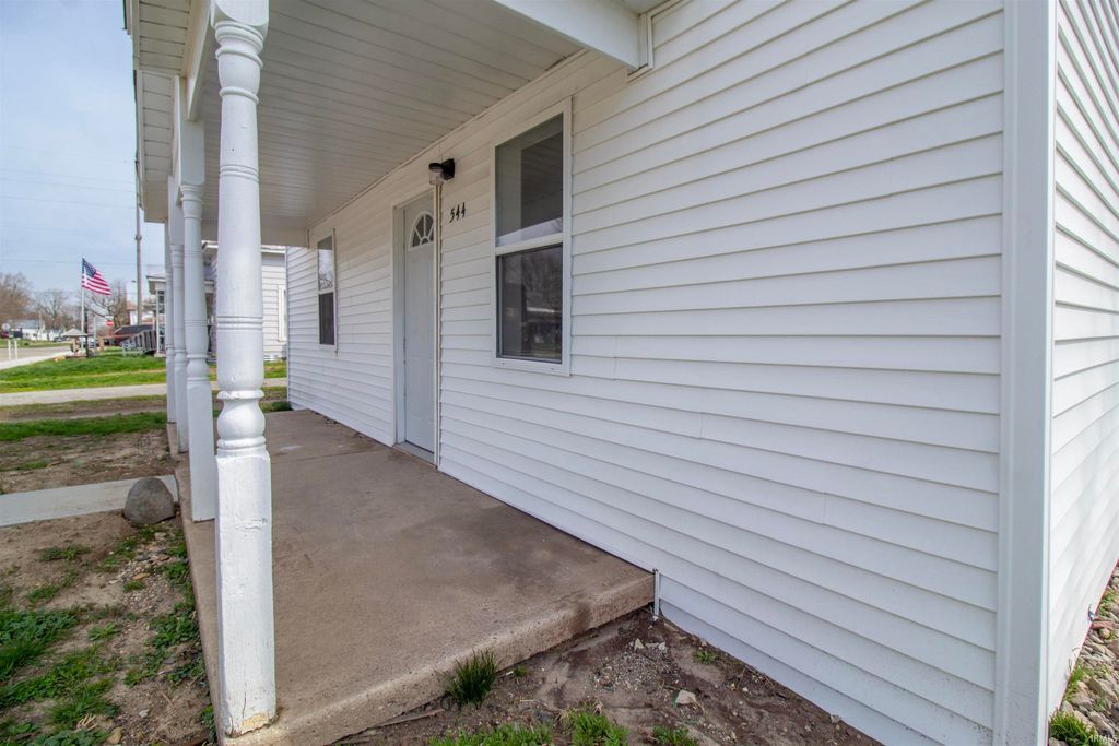 Photo of 544 N Meridian Street, Winchester, IN 47394 (MLS # 202611172)