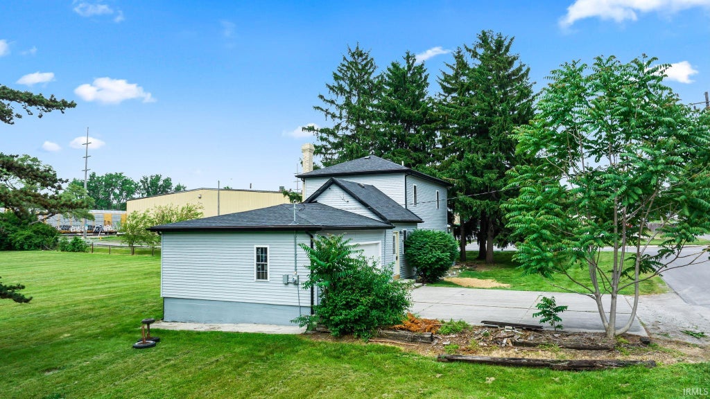 Photo of 1632 LUMBAR Street, Fort Wayne, IN 46803 (MLS # 202622022)