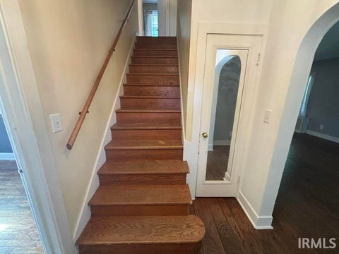 Tiny photo for 508 E Dunlap Street, Kentland, IN 47951 (MLS # 202622483)