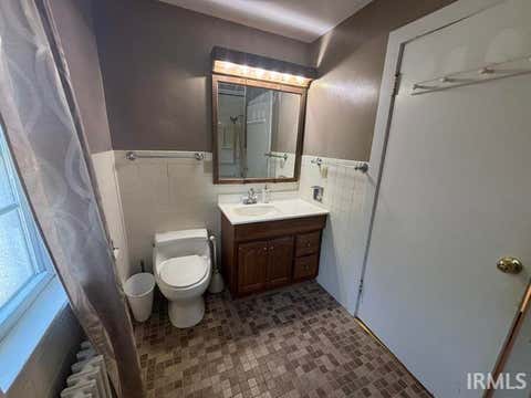 Tiny photo for 508 E Dunlap Street, Kentland, IN 47951 (MLS # 202622483)