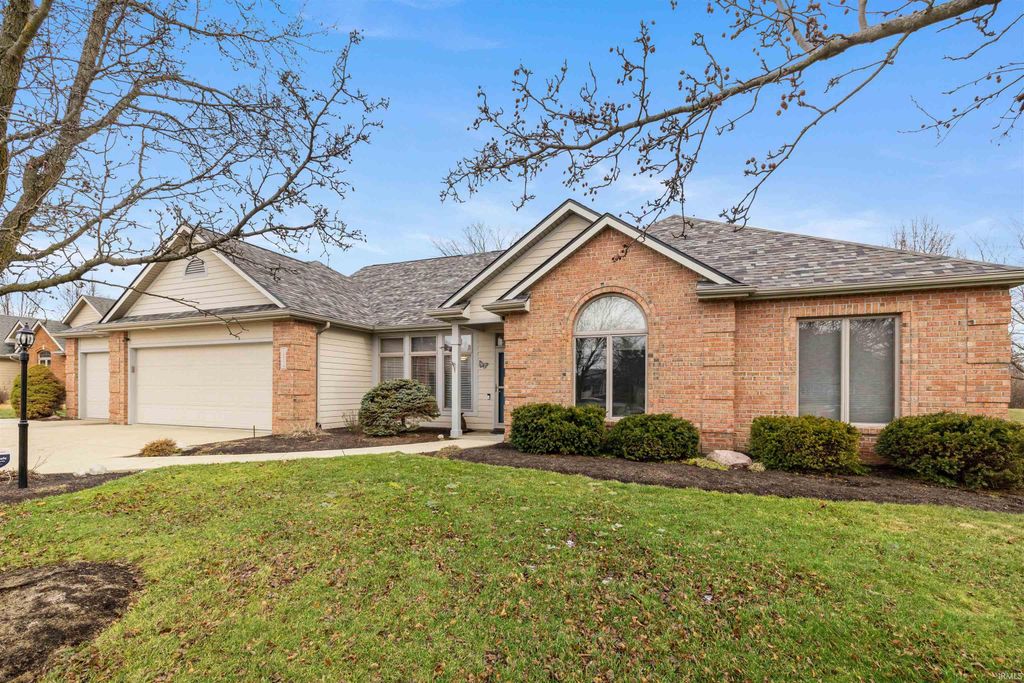 Photo of 12314 Goldeneyes Court, Fort Wayne, IN 46845 (MLS # 202601608)