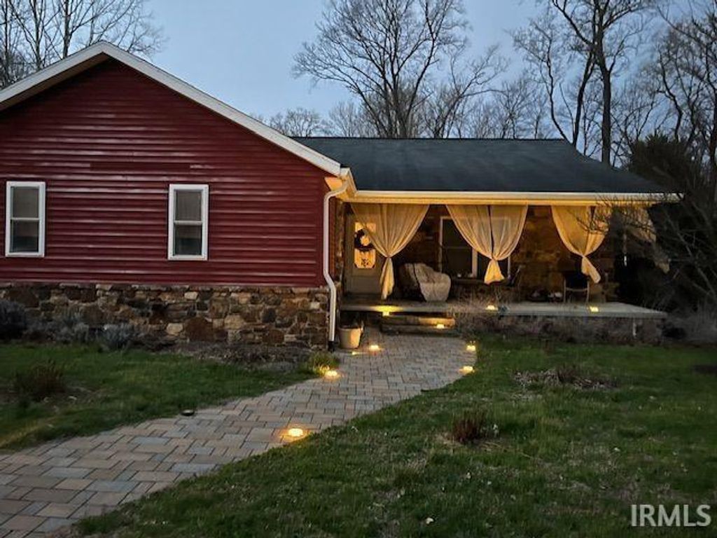 Photo of 1106 W Countryside Lane, Bloomington, IN 47403 (MLS # 202546249)