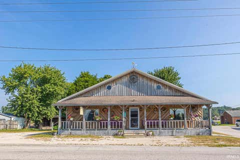 Tiny photo for 5353 E Main Street, Dubois, IN 47527 (MLS # 202635327)