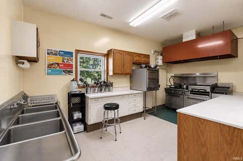 Tiny photo for 5353 E Main Street, Dubois, IN 47527 (MLS # 202635327)