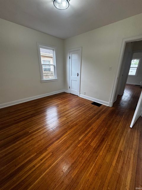 Tiny photo for 2533 N Sherman Street, Evansville, IN 47712 (MLS # 202615396)