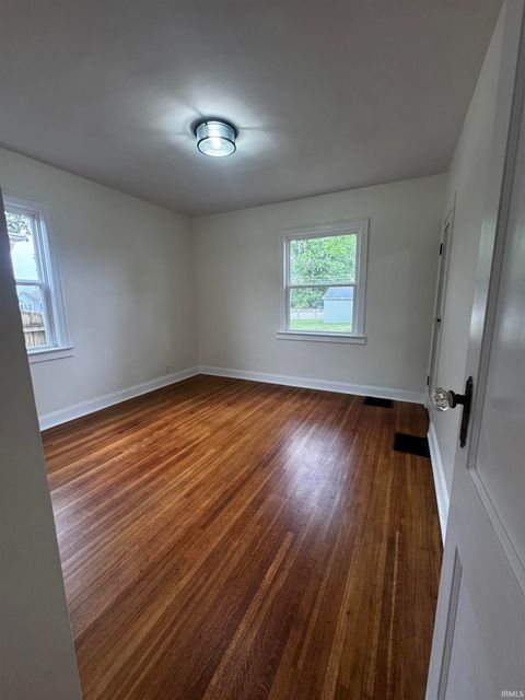 Tiny photo for 2533 N Sherman Street, Evansville, IN 47712 (MLS # 202615396)