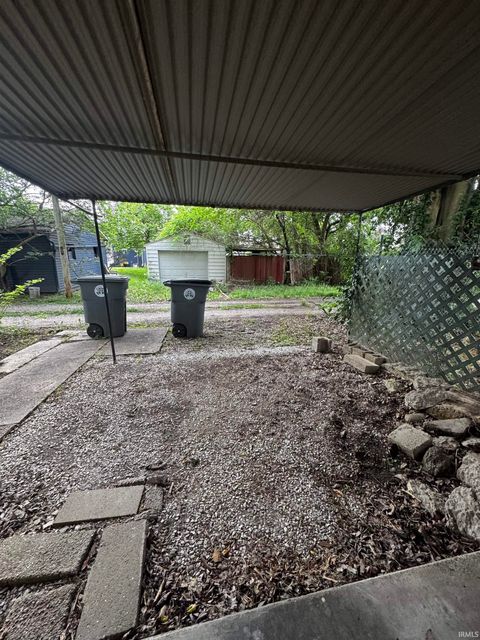 Tiny photo for 2533 N Sherman Street, Evansville, IN 47712 (MLS # 202615396)