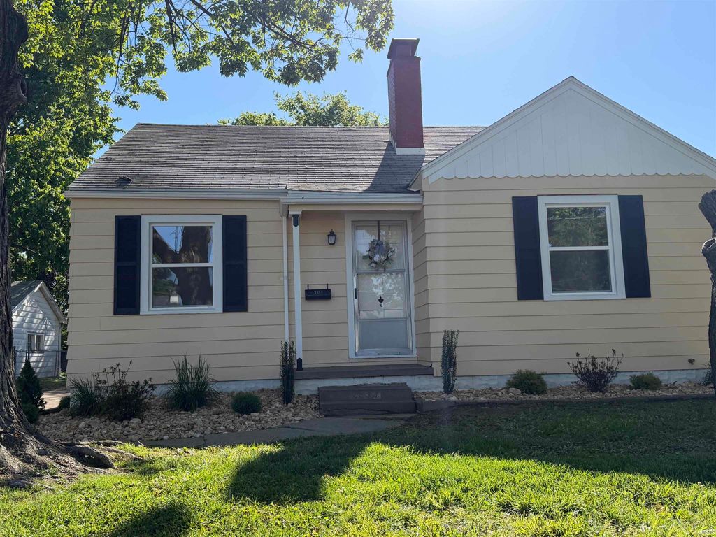Photo of 2533 N Sherman Street, Evansville, IN 47712 (MLS # 202615396)