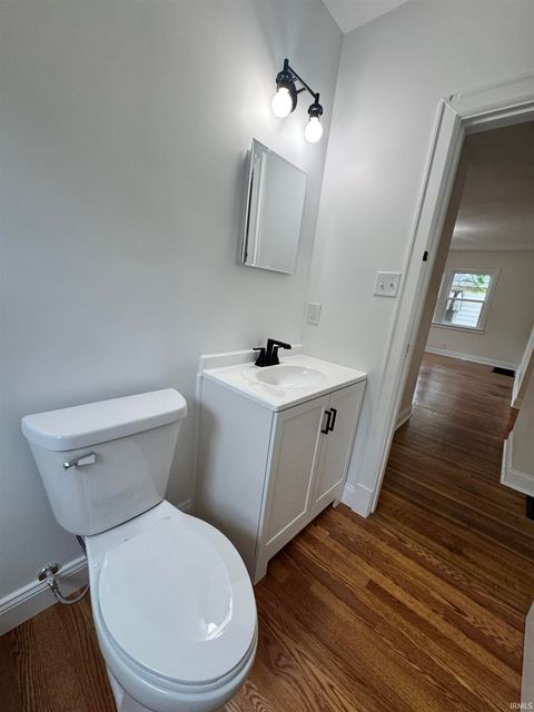 Tiny photo for 2533 N Sherman Street, Evansville, IN 47712 (MLS # 202615396)
