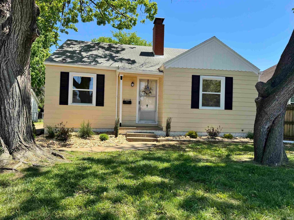 Photo of 2533 N Sherman Street, Evansville, IN 47712 (MLS # 202615396)
