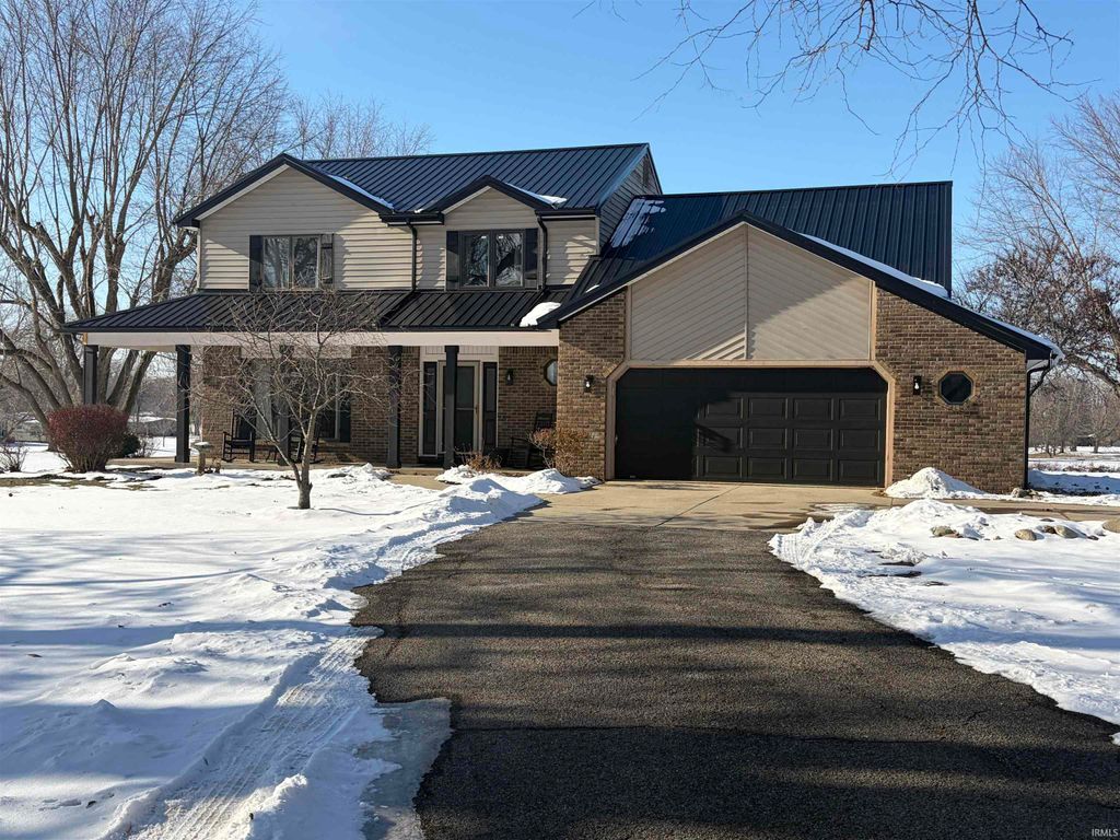 Photo of 10501 N B Drive, Kendallville, IN 46755 (MLS # 202606317)