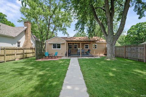 Tiny photo for 824 S 24th Street, Lafayette, IN 47905 (MLS # 202622995)