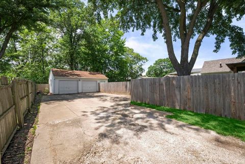 Tiny photo for 824 S 24th Street, Lafayette, IN 47905 (MLS # 202622995)