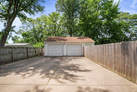 Tiny photo for 824 S 24th Street, Lafayette, IN 47905 (MLS # 202622995)