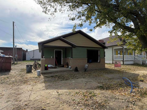 Photo of 309 W Monroe Street, Kokomo, IN 46901 (MLS # 202642312)