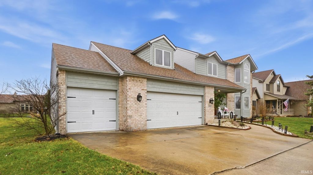 Photo of 9827 Red Twig Place, Fort Wayne, IN 46804 (MLS # 202608249)