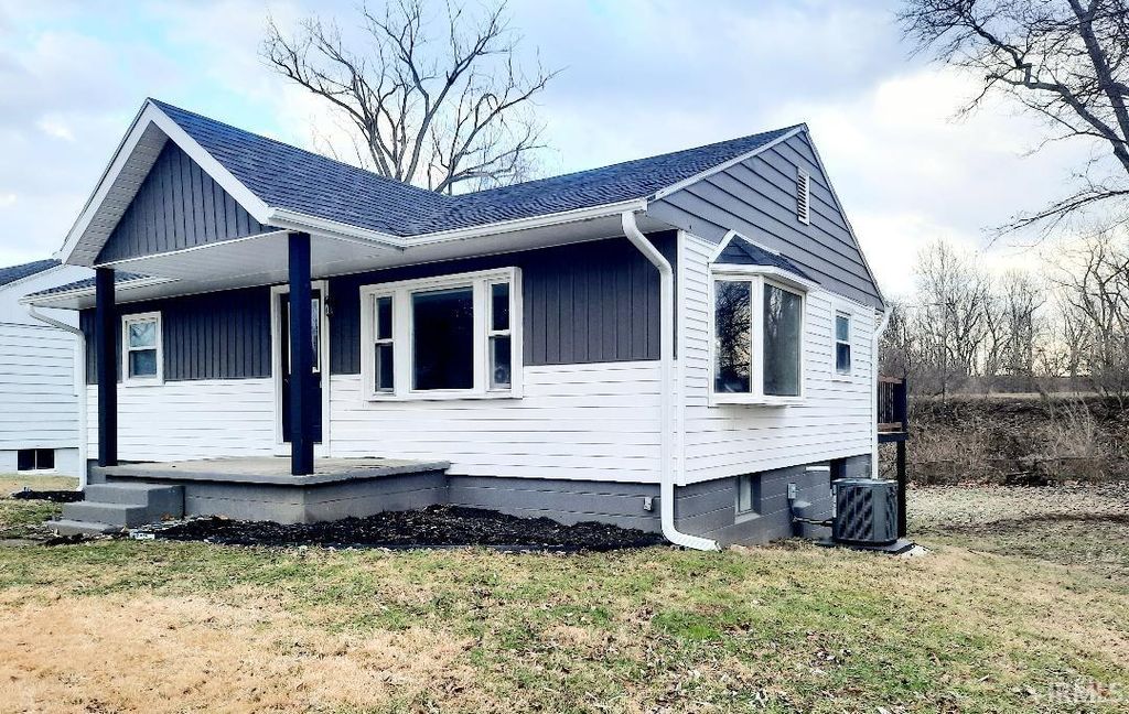 Photo of 3221 W Holly Street, Muncie, IN 47304 (MLS # 202602329)