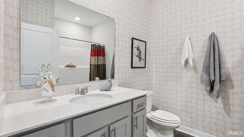 Tiny photo for 752 Atilla Way, Huntertown, IN 46748 (MLS # 202628856)