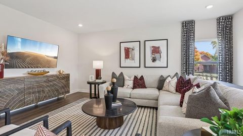 Tiny photo for 752 Atilla Way, Huntertown, IN 46748 (MLS # 202628856)