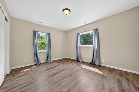 Tiny photo for 836 S Webster Street, Kokomo, IN 46901 (MLS # 202531246)